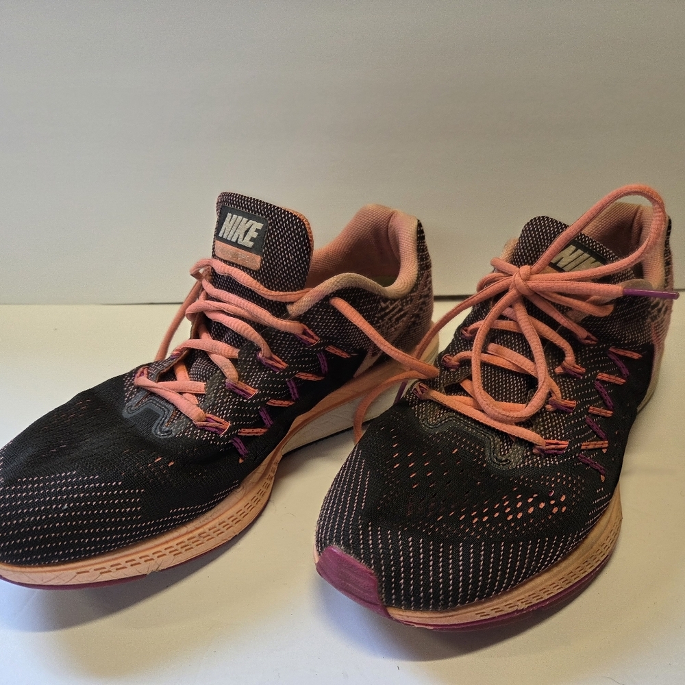 Nike Air Zoom Vomero 10 Womens Sneakers US Size 10
